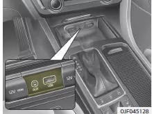 Fiat Panda. AUX-, USB-Anschluss