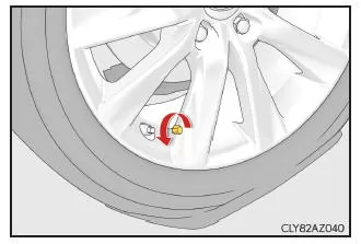 Lexus IS 300h. Notfallreparatur