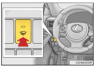 Lexus IS 300h. Scheibenwischerenteiser (je nach Ausstattung)