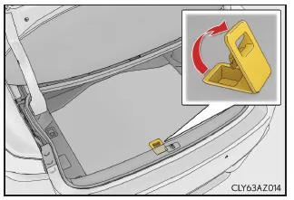 Lexus IS 300h. Gepäckmatte