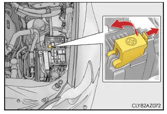 Lexus IS 300h. Wenn die 12-Volt-Batterie entladen ist