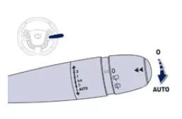 Peugeot 508. Wischautomatik einschalten